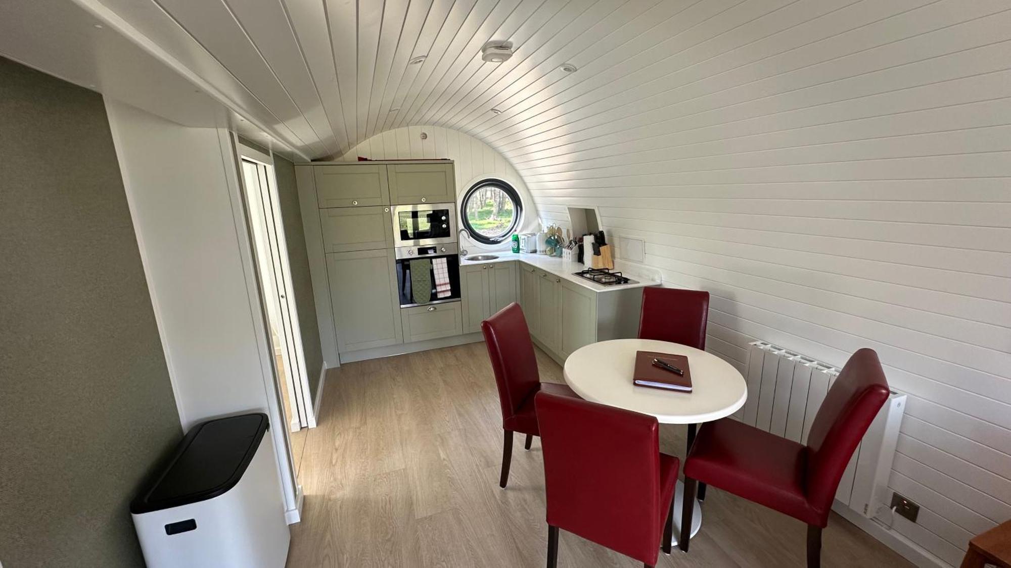 Juniper Lodges Inverness Exterior photo